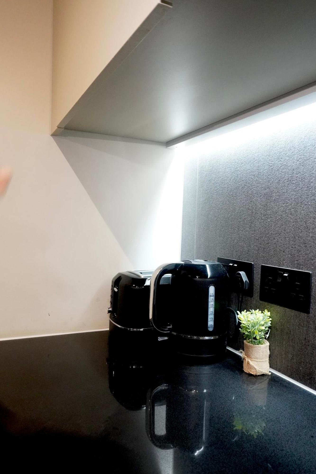 Central Manchester Luxury 2 Bed Apartment With Balcony מראה חיצוני תמונה
