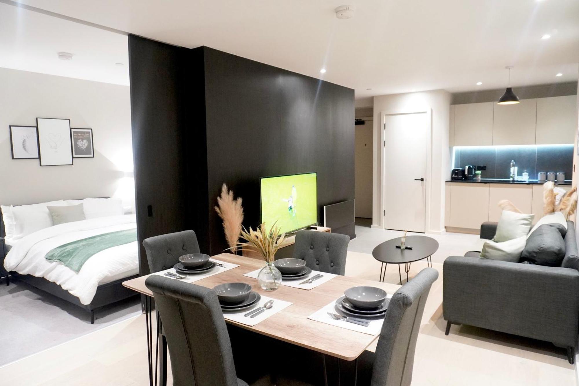 Central Manchester Luxury 2 Bed Apartment With Balcony מראה חיצוני תמונה